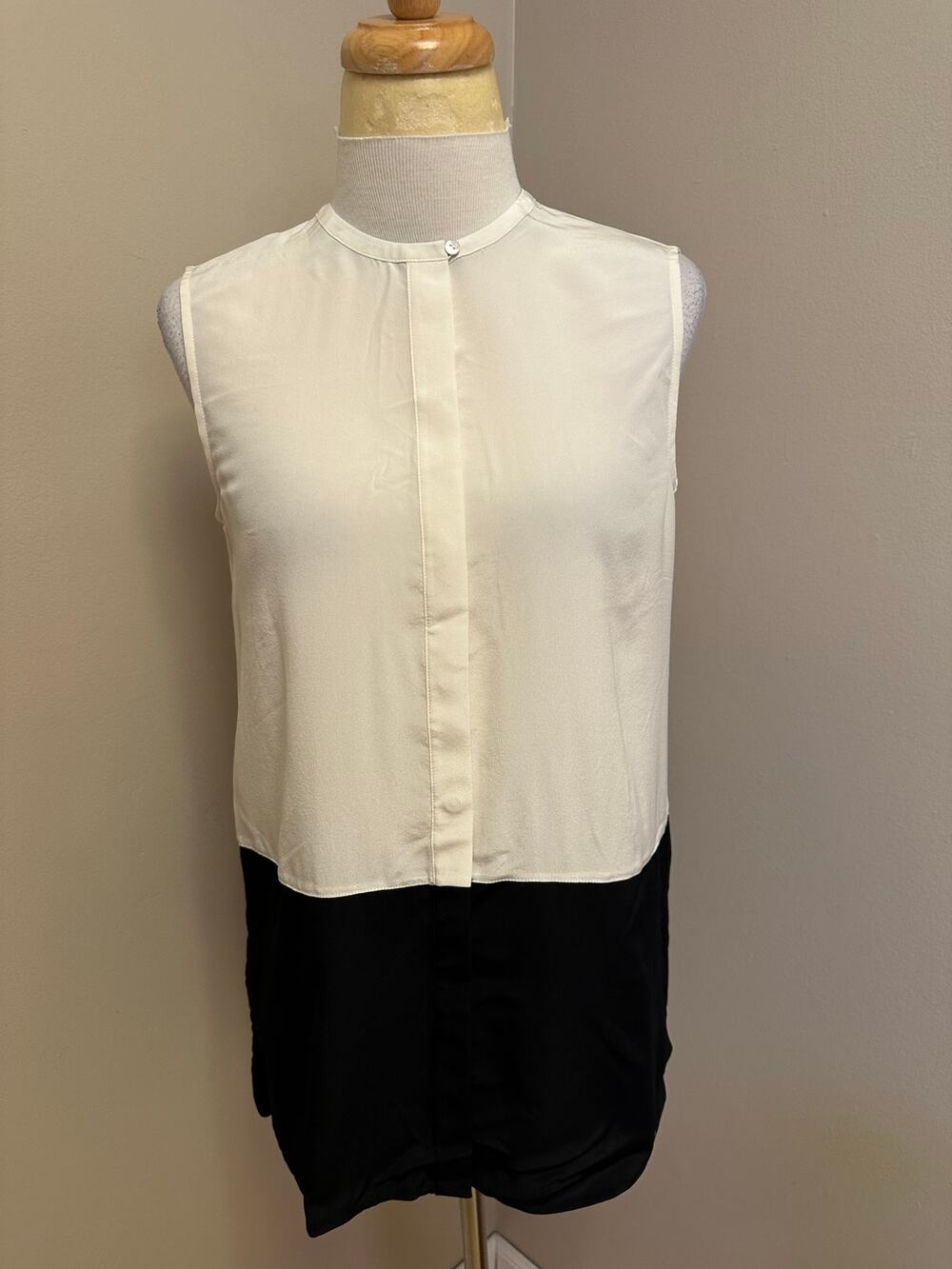 Vince 100% Silk Color-Block Sleeveless Blouse Button Front Black/White Sz S